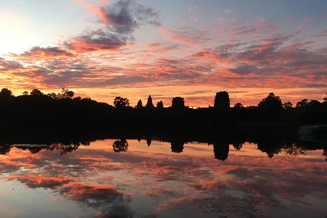 1 Day Discover Angkor Wat Sunrise Private Tour - Terrace of the Elephants: a short stop with a big role in the story