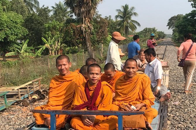 1 day special Tour: Angkor Wat,Bayon,Ta Prohm, Bantey srei and Beng Mealea - Angkor Wat: the main event you can’t really skip