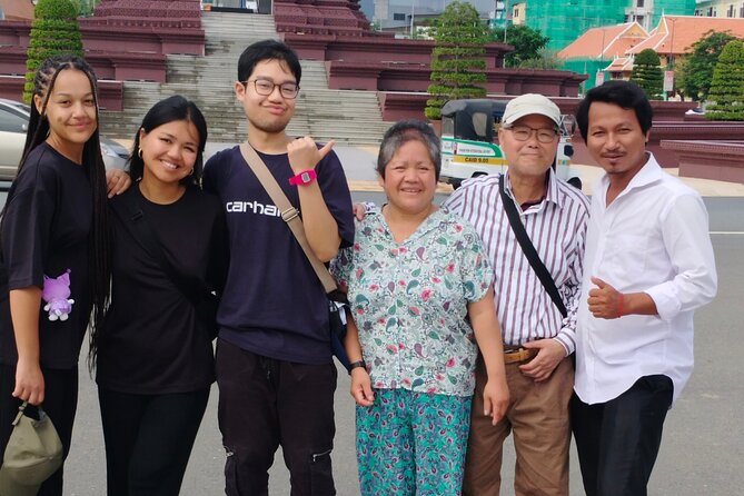 10 Stop Phnom Penh Tour by Tuk-Tuk, includes S21 & Killing Fields - Royal Palace and National Museum: Architecture Time, Plus No Audio Guide
