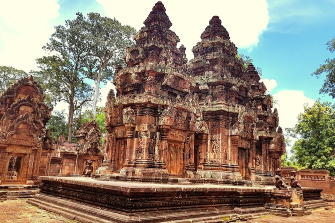 1day Private tour, Angkor sunrise,all main temples, Banteay srei - Angkor Wat after sunrise: where the crowds fade into footwork