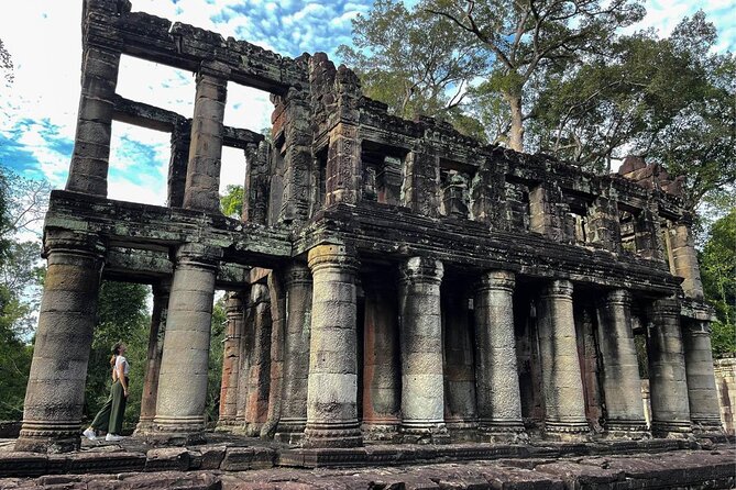 2-Day Angkor Wat Tour with Banteay Srei and Floating Village - Tips to make your two days smoother