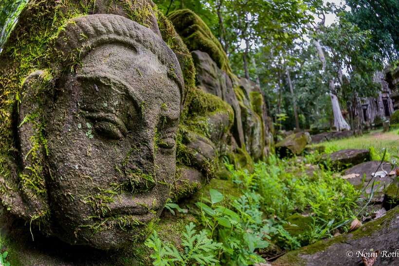 2-Day Angkor Wat With Small, Big Circuit & Banteay Srei Tour - Guides, Drivers, and the Small Comforts That Make Temples Work