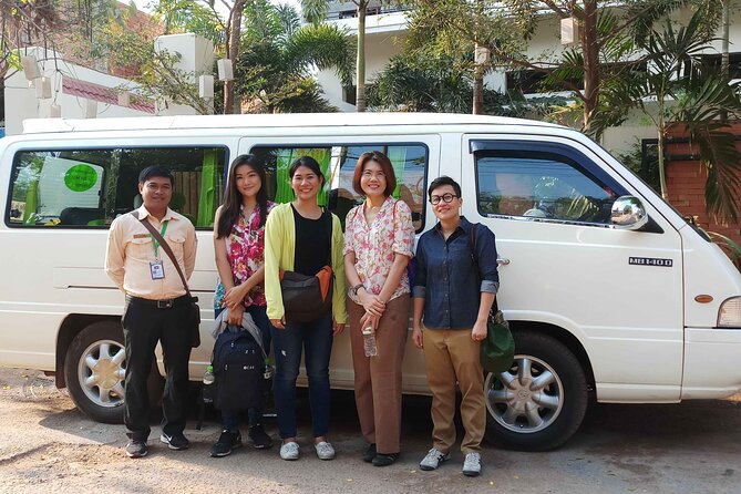 2-Day Phnom Penh to Siem Reap and Angkor Wat Temples - Day 1: Skun Spider Sanctuary, Kampong Kdei, and Kompong Khleang on Tonle Sap
