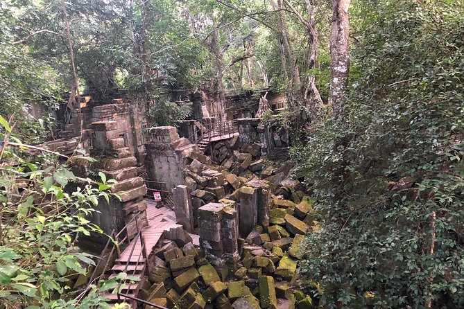 2 Days Discover Angkor Wat Complex and Cambodia's Villages Tours - Angkor Wat, Ta Prohm, Ta Keo, and the smart pacing of temple blocks