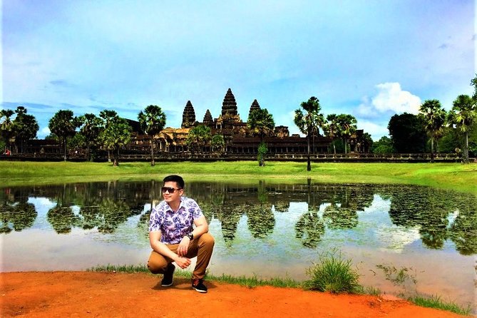 2 Days Exclusive Temple Highlights with Sunset and Sunrise Tour - Day 2: Angkor Wat Sunrise From the Eastern Side, Plus Ta Prohm and Angkor Thom