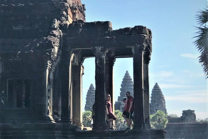 2 Days Exclusive Temple Highlights with Sunset and Sunrise Tour - Who This Tour Fits Best, and Who Should Rethink It