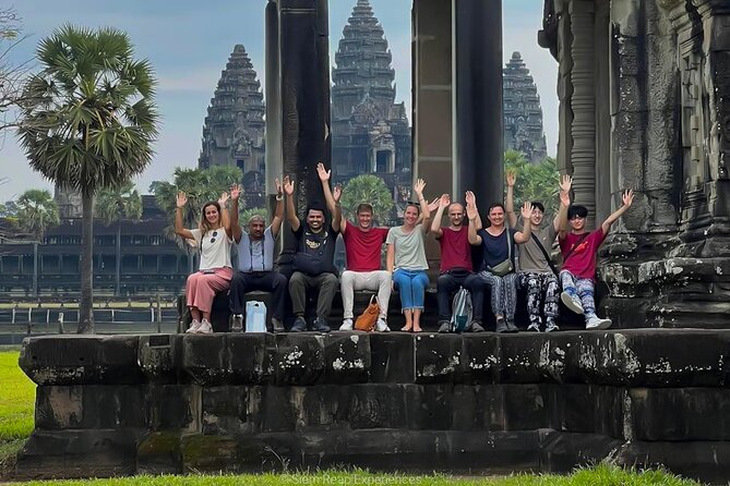 2 Days Guided Historical Tour in Angkor - Day 1 starts at 4:30am: Angkor Wat sunrise plus guided inside access