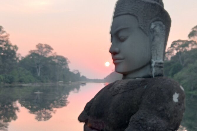 2 Days Tuk Tuk Private Tour of Angkor - Day two: sunrise at Angkor Wat and the Big Tour deepening