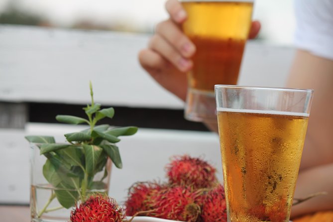 2hours Private Sunset Cruise with unlimited beer, soft drinks and Tour guide - The river route: Tonle Sap, Mekong, Four Faces River, and Diamond Island