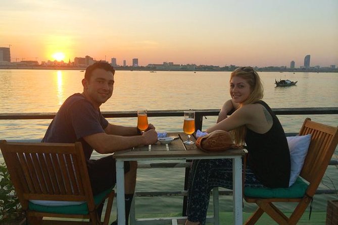 2hours Private Sunset Cruise with unlimited beer, soft drinks and Tour guide - Seeing fishing villages and stilted houses up close, without the crowd stress