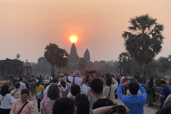 3-D Angkor Temples With One Sunrise - What makes the itinerary work, stop by stop