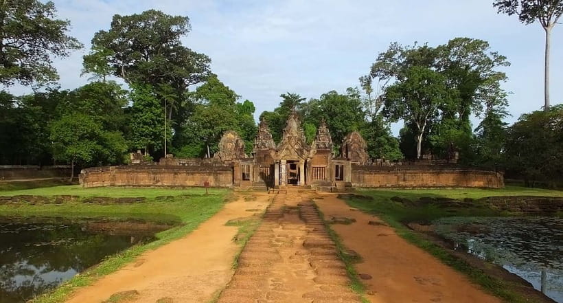 3-Day Angkor Wat & All Major Temples & Kulen Mount Waterfall - Price and logistics: what you get for $213, and what costs extra