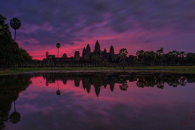 3-Day Angkor Wat with All Interesting Major Temples, Banteay Srei & Beng Mealea - Day 1: Angkor Wat, Ta Prohm roots, and the heart of Angkor Thom