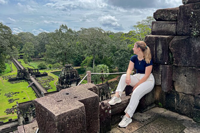 3-Days Discovery Of Angkor: Waterfalls,Floating Village and Banteay Srei temple - The real difference: guide timing and calm logistics