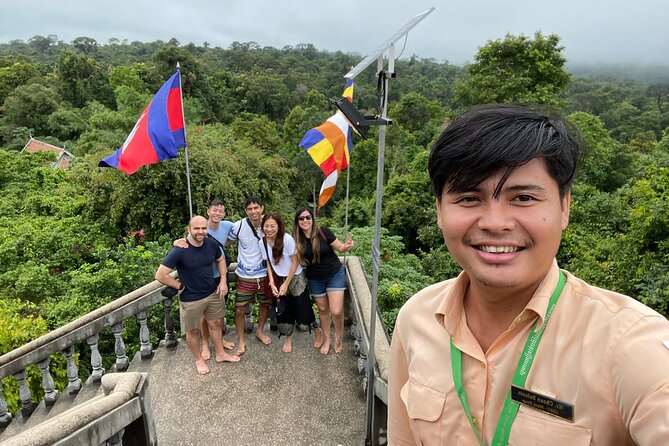 4-Day Excursion of Angkor, Koh Ker, Beng Mealea, Tonle Sap and Waterfalls - Guides, pacing, and why this feels private (even when days are packed)