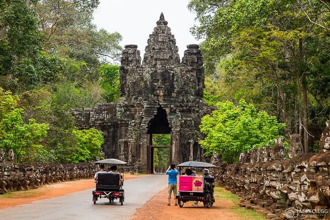 7-must See Temples in Angkor Park (Private Guided Tour) - Ta Prohm: the movie-famous temple with real texture
