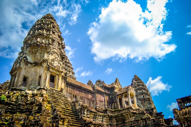 7-must See Temples in Angkor Park (Private Guided Tour) - Pre Rup and Banteay Srei: short stops, big visual payoff
