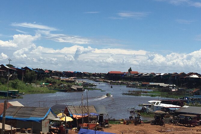 A day Trip Sightseeing Phnom Penh - Siem Reap - Private English Speaking Driver - Stop 2: Sambor Prei Kuk, UNESCO temples and a jungle-edge atmosphere