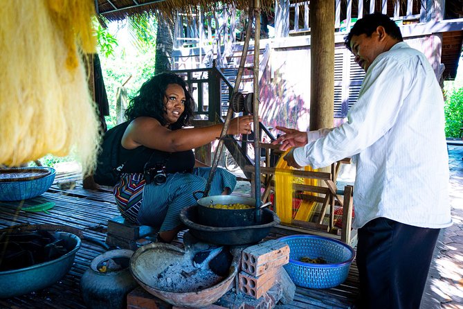 A Half Day Tour in Phnom Penh City - Mekong Island Stop and Open-Air Tuk Tuk Ride: Trade Sights for Real Life