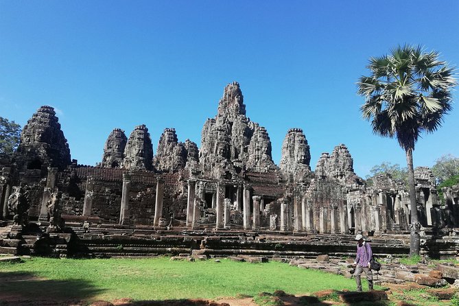 Afternoon Angkor Wat Private Tour with Sunset - Phnom Bakheng Sunset: Shiva Temple Mountain Near Angkor Wat