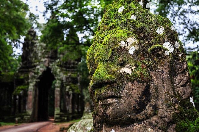 Angkor 2-Day Sunset & Sunrise Small-Group Tour - Angkor Thom and the South Gate: a Khmer capital on foot