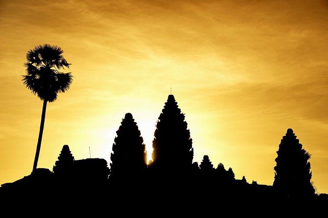 Angkor 2-Day Sunset & Sunrise Small-Group Tour - Guide style and small-group comfort: where this tour wins