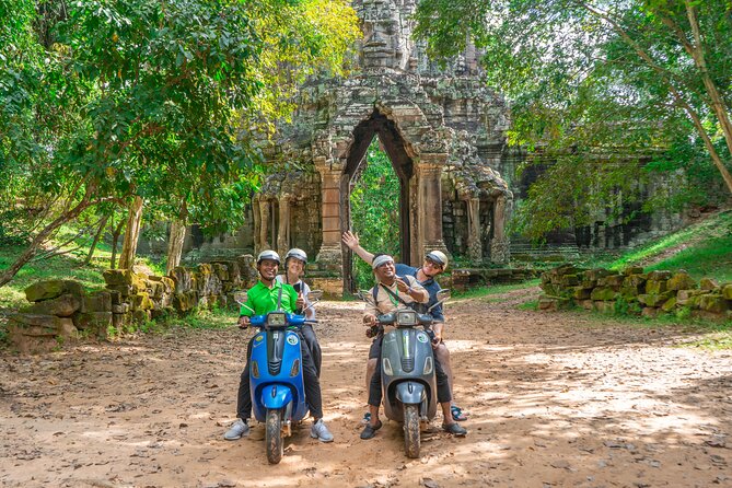 Angkor Adventure Vespa Tour / Tuk Tuk or Car - Meeting at 8:00am in Siem Reap and settling into the day