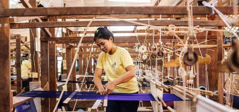 Angkor Silk Farm & Lotus Silk Farm: Siem Reap Discovery Tour - Angkor Silk Farm: From Mulberry to Silk Thread