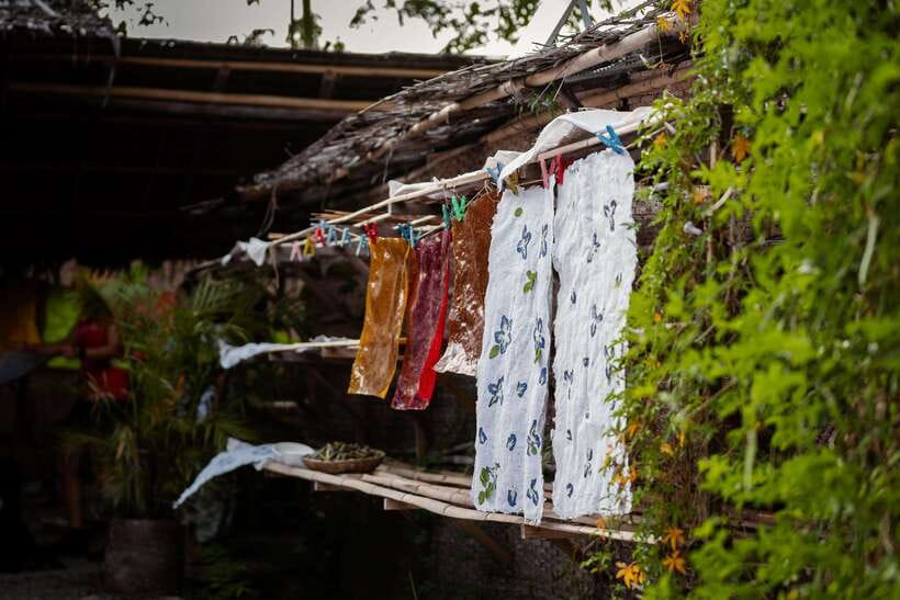 Angkor Silk Farm & Lotus Silk Farm: Siem Reap Discovery Tour - Boutiques, Quality, and What Your Purchase Actually Does