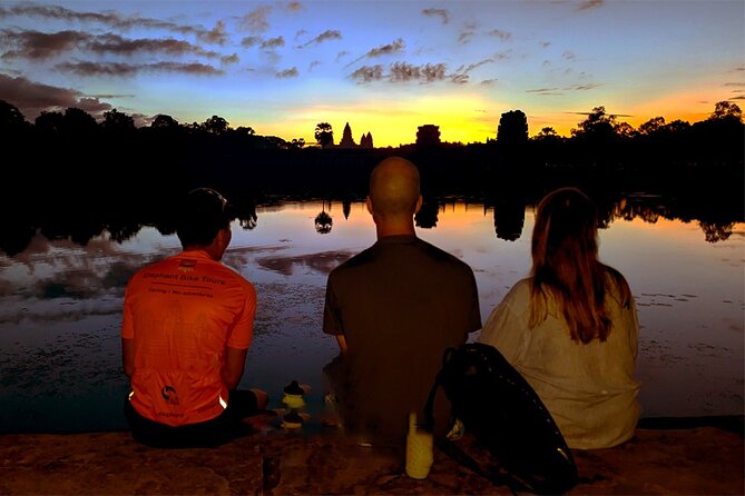 Angkor Sunrise Bike Tour - Breakfast & Lunch included - A 4:45 am start that actually makes sense