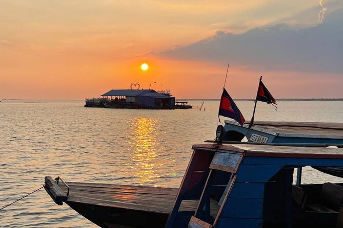 Angkor Sunrise & Floating Village Sunset Full-Day Siem Reap Tour - Sunset From the Water: Why This Timing Feels Special