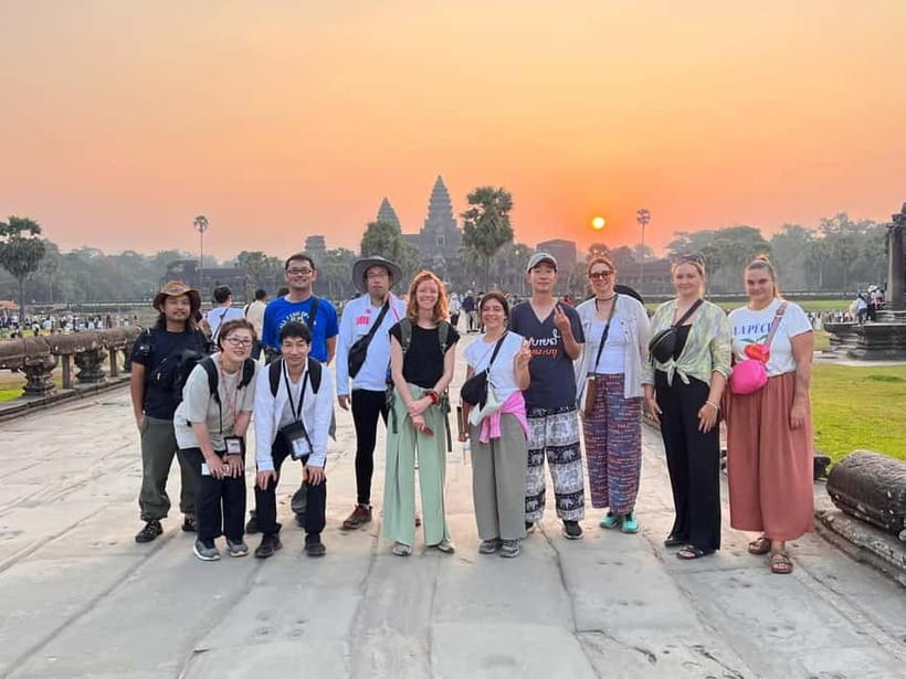 Angkor Sunrise or Sunset Tour (includes breakfast or lunch) - Breakfast at Srah Srang, Royal Bath Views, and Choosing What Fits Your Stomach
