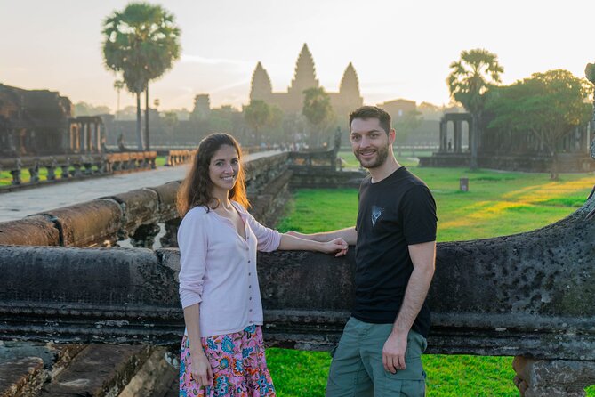 Angkor Sunrise Vespa Tour / Tuk Tuk or Car - Pickup time, group size, and what to expect from the ride