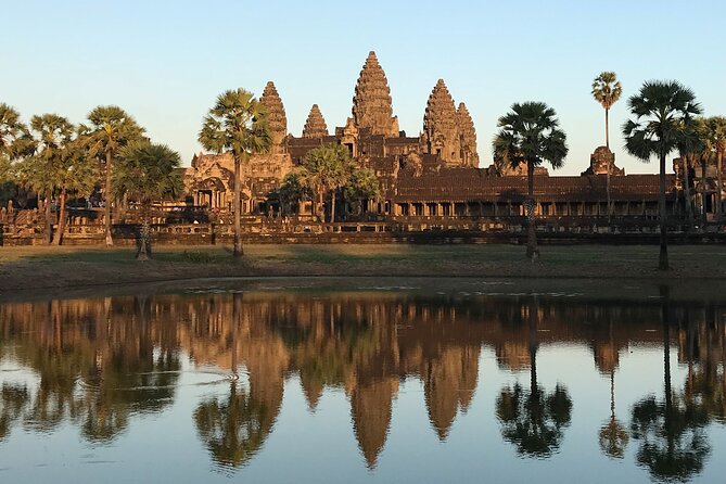 Angkor Temples Highlights: 2-Day Private Tour with Sunrise - Day 1: Angkor Wat Sunrise, Then South Gate and Bayon