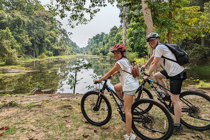 Angkor Wat & Bayon: the Smiling Temple - Key Things You Should Know Before You Ride