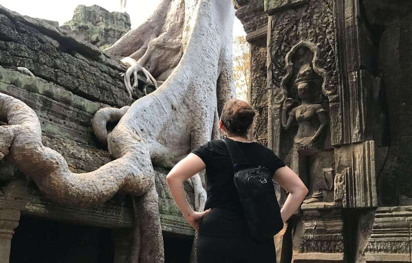 Angkor Wat by Vintage Jeep – Private Tour (Optional Sunrise) - Riding Into Angkor in a Vintage Open-Air Jeep