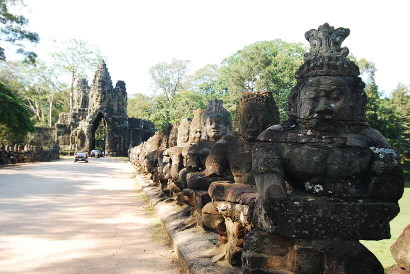 Angkor Wat Full-Day Private Tour with Sunset - Pre Rup Sunset: Ending With a Temple Built for Views