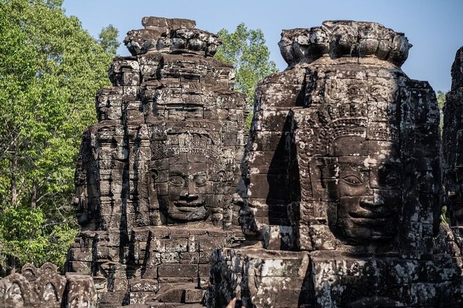 Angkor Wat full Day 'Small Group with sunset & Tour Guide - Phnom Bakheng sunset: where you go for the best angle