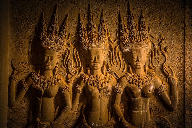 Angkor Wat Full-Day Sunrise & Sunset Private Tour All Interesting Major Temples - Angkor Wat at sunrise: the calm first, then the roar