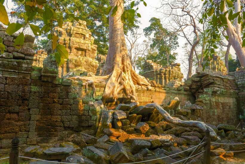 Angkor Wat: Full-Day Temples Small Group Tour - Srah Srang Break: Drinks, Lunch Time, and Resetting in Real Cambodia Heat