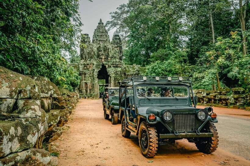 Angkor Wat: Guided Jeep Tour Inclusive lunch at local house - Should You Book This Angkor Jeep Tour?