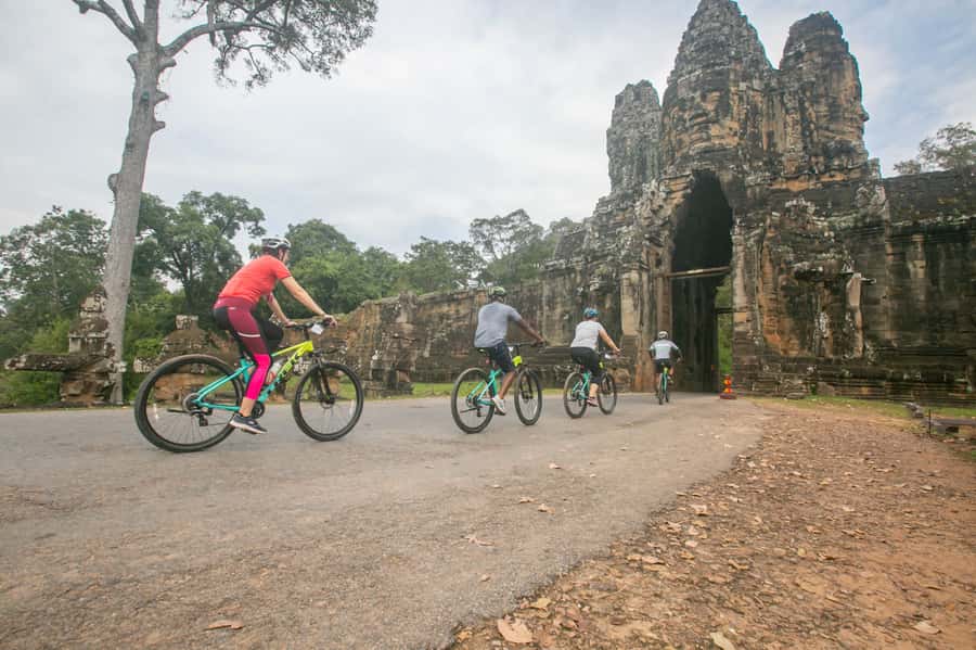 Angkor Wat: Guided Sunrise Bike Tour w/ Breakfast and Lunch - How hard is the cycling, and what the included gear really means