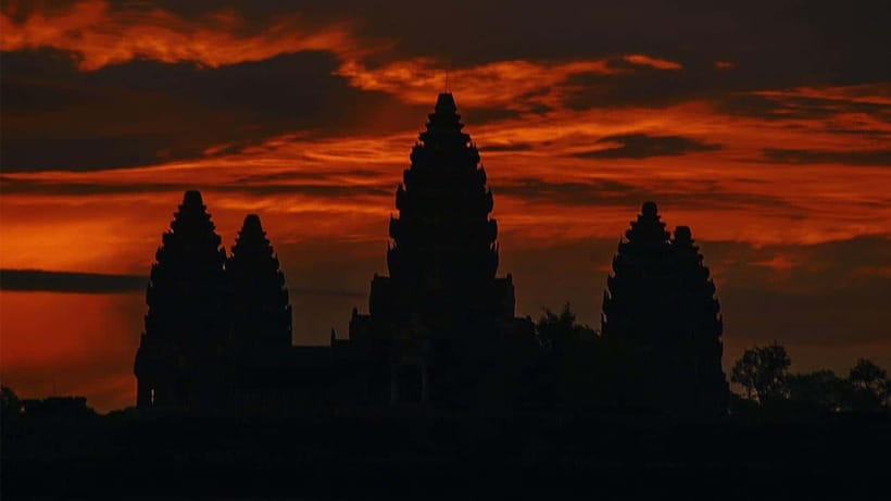 Angkor Wat Guided Sunrise Tour - Sunrise logistics: why the 4.45am start matters