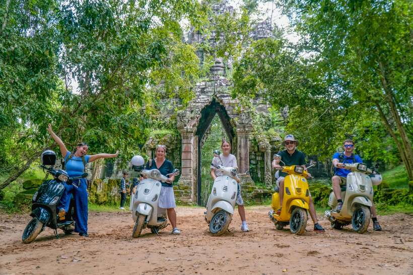 Angkor Wat: Guided Vespa Tour / Tuk Tuk or Car - Why a Vespa day makes sense for Angkor Wat