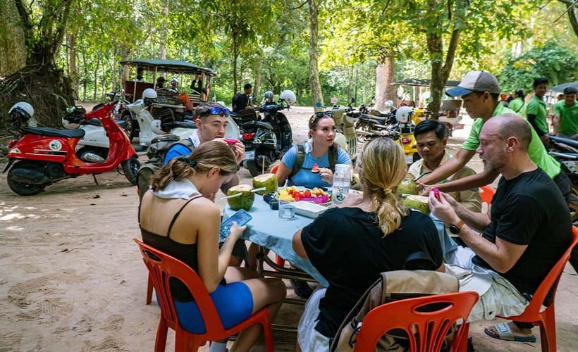 Angkor Wat: Guided Vespa Tour / Tuk Tuk or Car - Vespa safety, comfort, and the real photo advantage