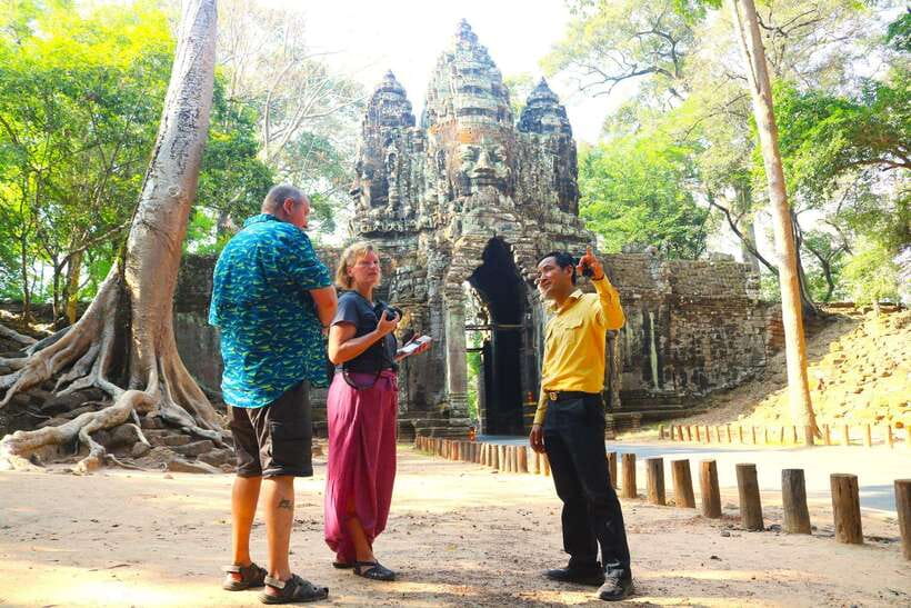 Angkor Wat: Highlights and Sunrise Guided Tour - The ride, the guide, and why the small comfort stuff changes everything