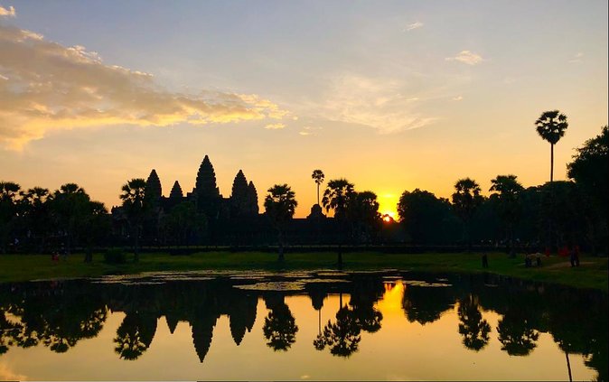 Angkor Wat Highlights and Sunrise Guided Tour from Siem Reap - Bayon and Angkor Thom South Gate: the faces and the capital layout