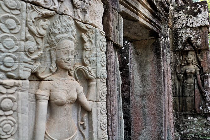 Angkor Wat Highlights and Sunrise Guided Tour from Siem Reap - Tickets, dress code, and what to pack for a smooth morning