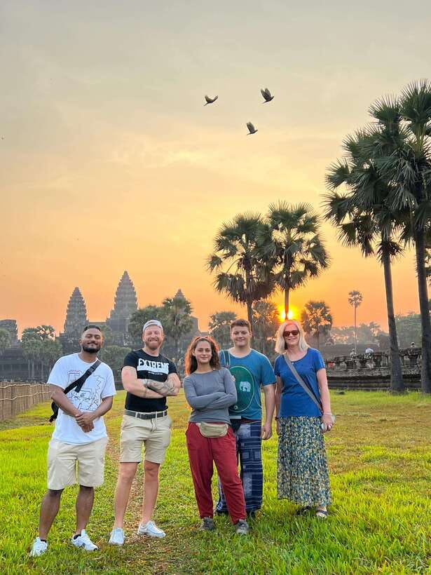 Angkor Wat: Highlights and Sunrise with Spanish Guide - Price and Tickets: What You Actually Pay for This Morning