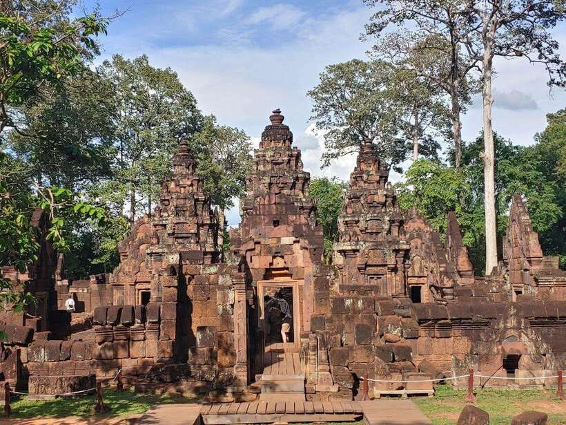 Angkor Wat, Small Circuit Private Tour with Banteay Srei - Angkor Wat: The Big One, Guided and Worth Your Energy